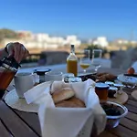 Ξενοδοχείο με διαμερίσματα Village Liana Marouli Kastraki