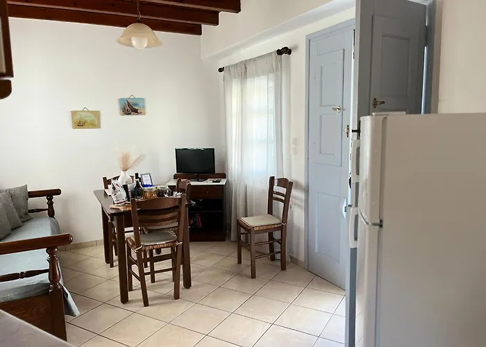 Village Liana Marouli Kastraki מלון דירות 4*